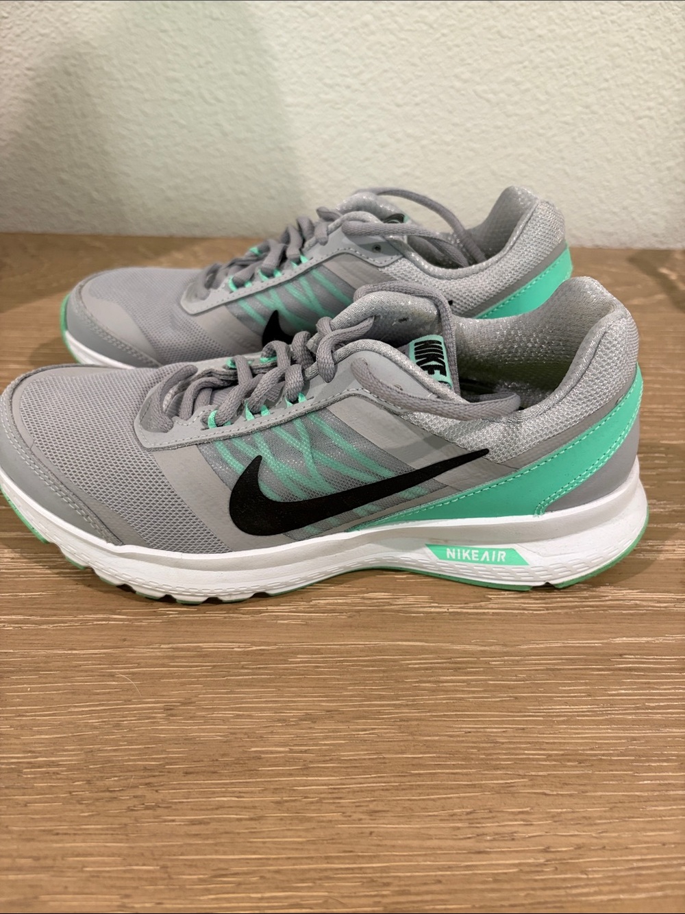 Nike Women’s Gray & Mint Athletic Running Shoes